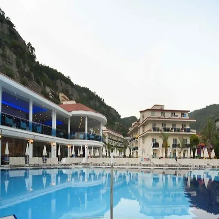 Montebello Deluxe