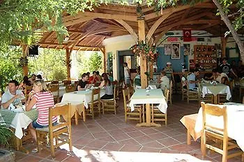 Montebello Deluxe Hotel 3*